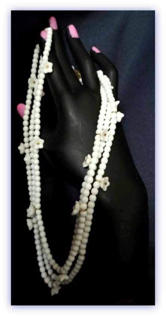 Vintage Triple Strand White Bead Necklace