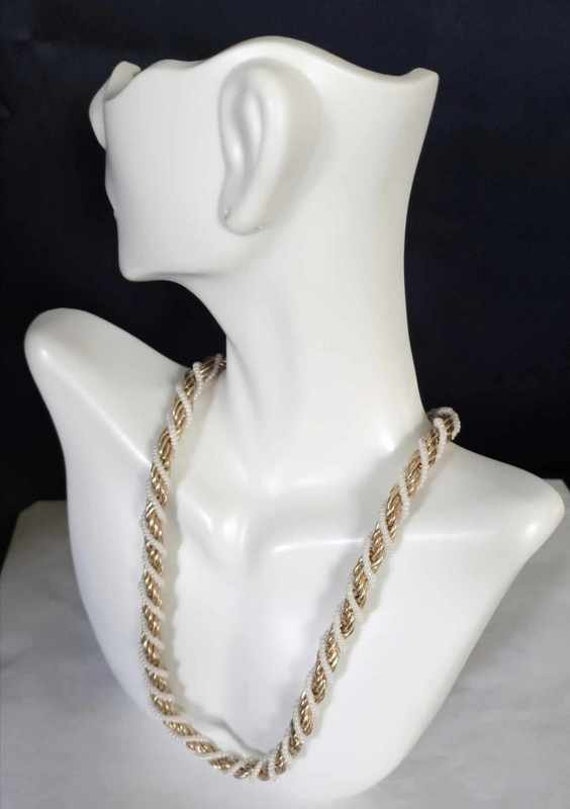 Vintage Twisted Rope Chain White Bead Choker Neckl