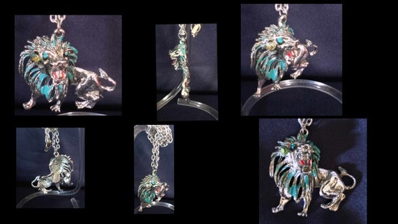 Vintage Chain and Rhinestone Lion Pendant Necklace - image 5