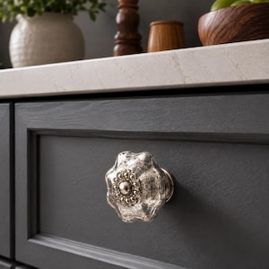 Crackle Mercury Glass Cabinet Knob with Flower Center – Vintage Decorative Furniture Hardware Pull