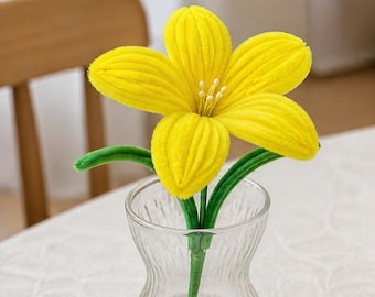 How To Make A Pipe Cleaner Lily, Chenille Stem Flower Video Tutorial, Digital Download