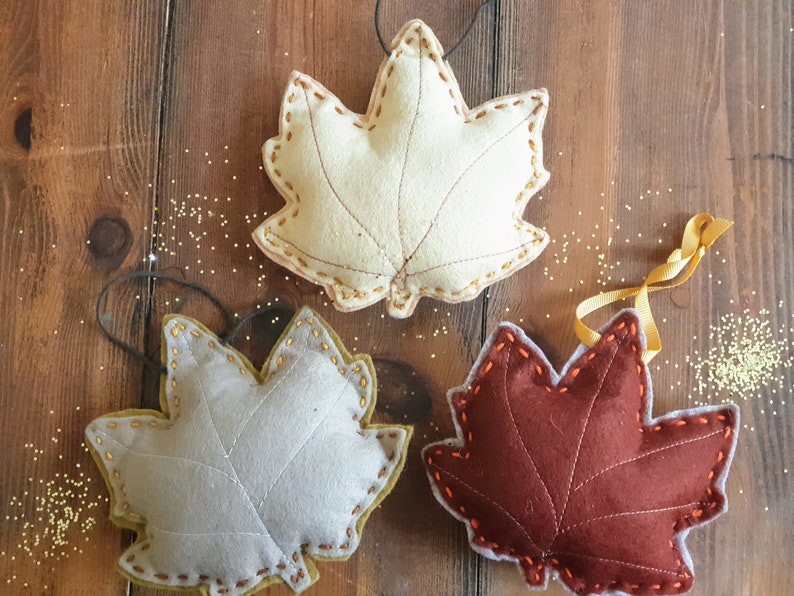 Autumn Leaf Garland, Felt Hanging, Leaves, Holiday Fall Thanksgiving Decoration, Felt Leaves, Autumn Decor image 4