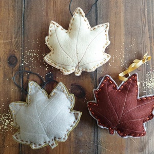 Autumn Leaf Garland, Felt Hanging, Leaves, Holiday Fall Thanksgiving Decoration, Felt Leaves, Autumn Decor image 5