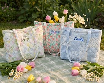 Personalisierte gesteppte Blumentasche - Strandtasche - Brautjungfer Geschenktasche - Monogramm Bachelorette Party Tasche - Brautjungfer Vorschlag Geschenk