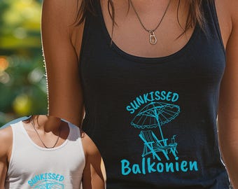 Geschenk, Urlaub Top, cozy Shirt, stay home, Staycation, summer vibes, Ferien, zu Hause, witzig, Tanktop, cool, Strandshirt, Homeparty,