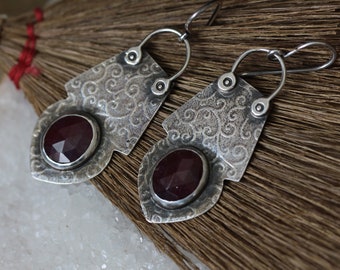 Deep Red Sapphire Roller Print Scroll Sterling Silver Earrings - Free Ship