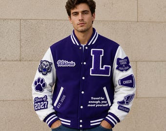Benutzerdefinierte lila Varsity-Jacke für Frauen, personalisierte Letterman-Jacke, Chenille-Patches, Schulgeist-Jacke, Cheer Track-Klasse 2027 Geschenk