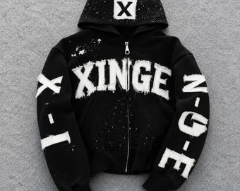 XINGE Schwarzer Reißverschluss Hoodie, Distressed Lettering Urban Streetwear Jacke