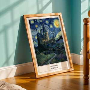 Poster moderno di Hogwarts - Vortice post-impressionista, blu navy e turchese, luna gialla