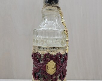 Love Alter Bottle, Burgundy