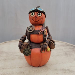 Pumpkin Person, Adventurer