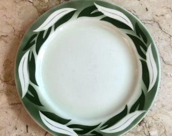 Vintage Jackson China Dinner Plate Green Leaves Thanksgiving Christmas USA Made