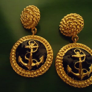 Vintage 1990s Sailor Coin In Gold Drop Earrings