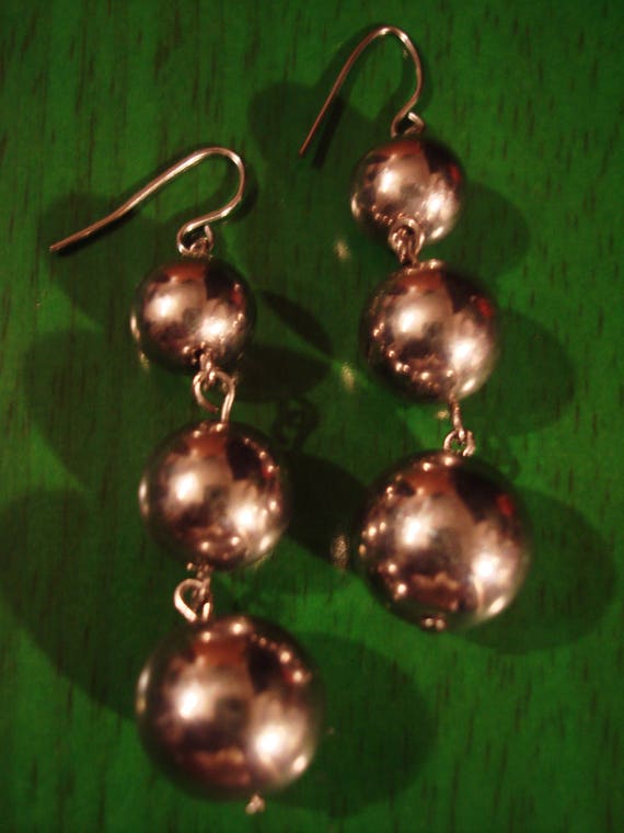 Vintage 1990s Boho Chic Silver Tri Bead Earrings - image 1