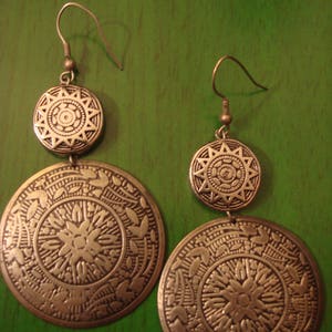 Vintage Handcrafted Boho Chic Round Southwestern Style Earrings image 2