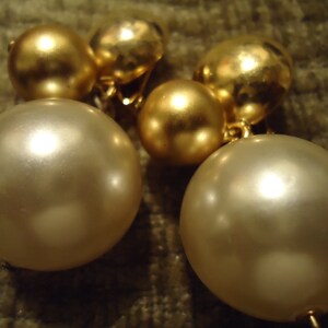 Vintage 1980s Boho Big and Bold Pearl Drop Earrings