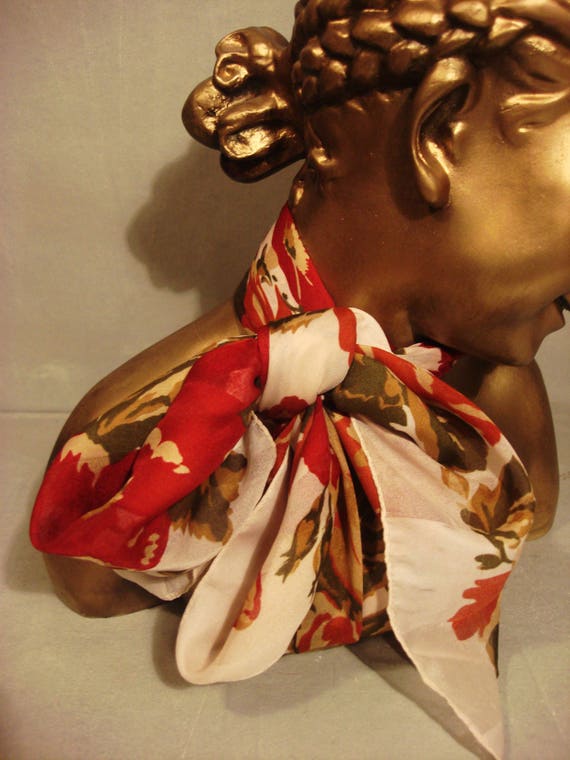 Vintage 1990s Red Floral In Beige Floral Scarf