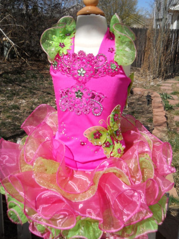 Items similar to HIGH GLITZ PAGEANT Cupcake Made to