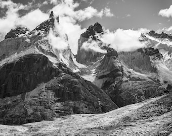 Fotografía en blanco y negro - Patagonia paisaje impresión fotográfica - arte de la montaña - Chile impresión de arte de la naturaleza - Gran cartel de la pared - 24x30 24x36