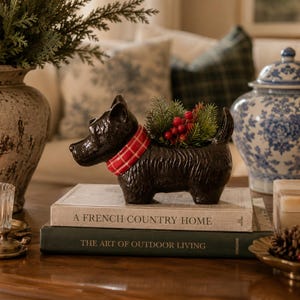 Vintage Brown Scottie Dog Planter / Cachepot – Ceramic Scottish Terrier with Red Plaid Collar