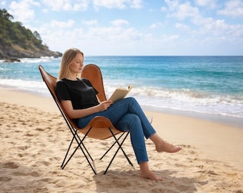 Silla de cuero vintage hecha a mano, silla mariposa de cuero marrón claro - Asiento auxiliar de salón de estilo moderno de mediados de siglo, regalos para hombres y mujeres.