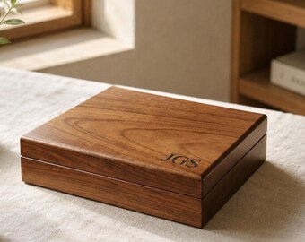 Personalized Wooden Keepsake Box, Large Memory Box, Groomsmen Gift, Birthday or Retirement Gift for Him