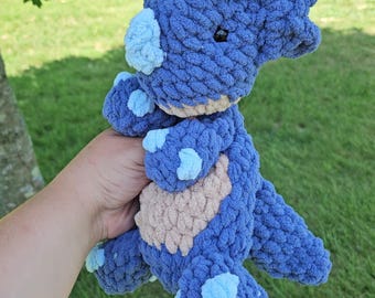 Peluche de triceratops de ganchillo: Dinosaurio de peluche de chenilla suave