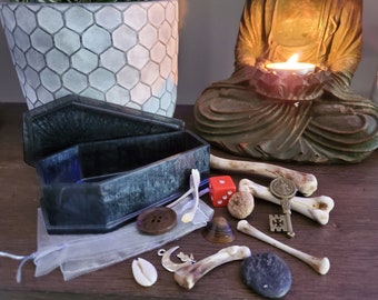 Bone Casting Kit for Hoodoo Ritual Witchcraft Throwing Bones Gift Set
