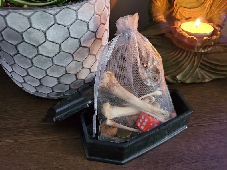 Bone Casting Kit for Hoodoo Ritual Witchcraft Throwing Bones Etsy