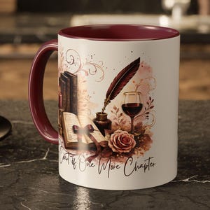 Ein Gericht von einem weiteren Kapitel Keramikbecher - Buch-Liebhaber-Geschenk - 11oz / 15oz