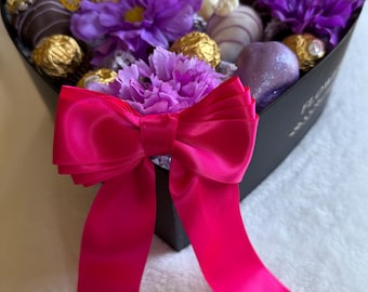 Caja de regalo de fresas bañadas en chocolate de lujo / Caja de postres en forma de corazón / Regalo de cumpleaños, aniversario o Día de la Madre / Fresas gourmet