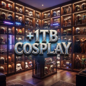Könnte beinhalten: Eine Sammlung verschiedener Charakterhelme und Actionfiguren auf beleuchteten Holzregalen. Der Text +1TB COSPLAY ist im Vordergrund in einer metallischen, stilisierten Schrift vor einem Hintergrund aus geordneten Sammlerstücken zentriert.