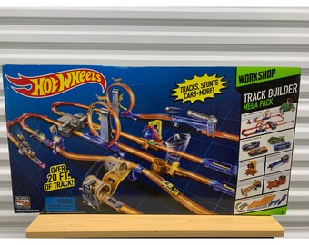 Hot Wheels Track Builder Mega Pack 