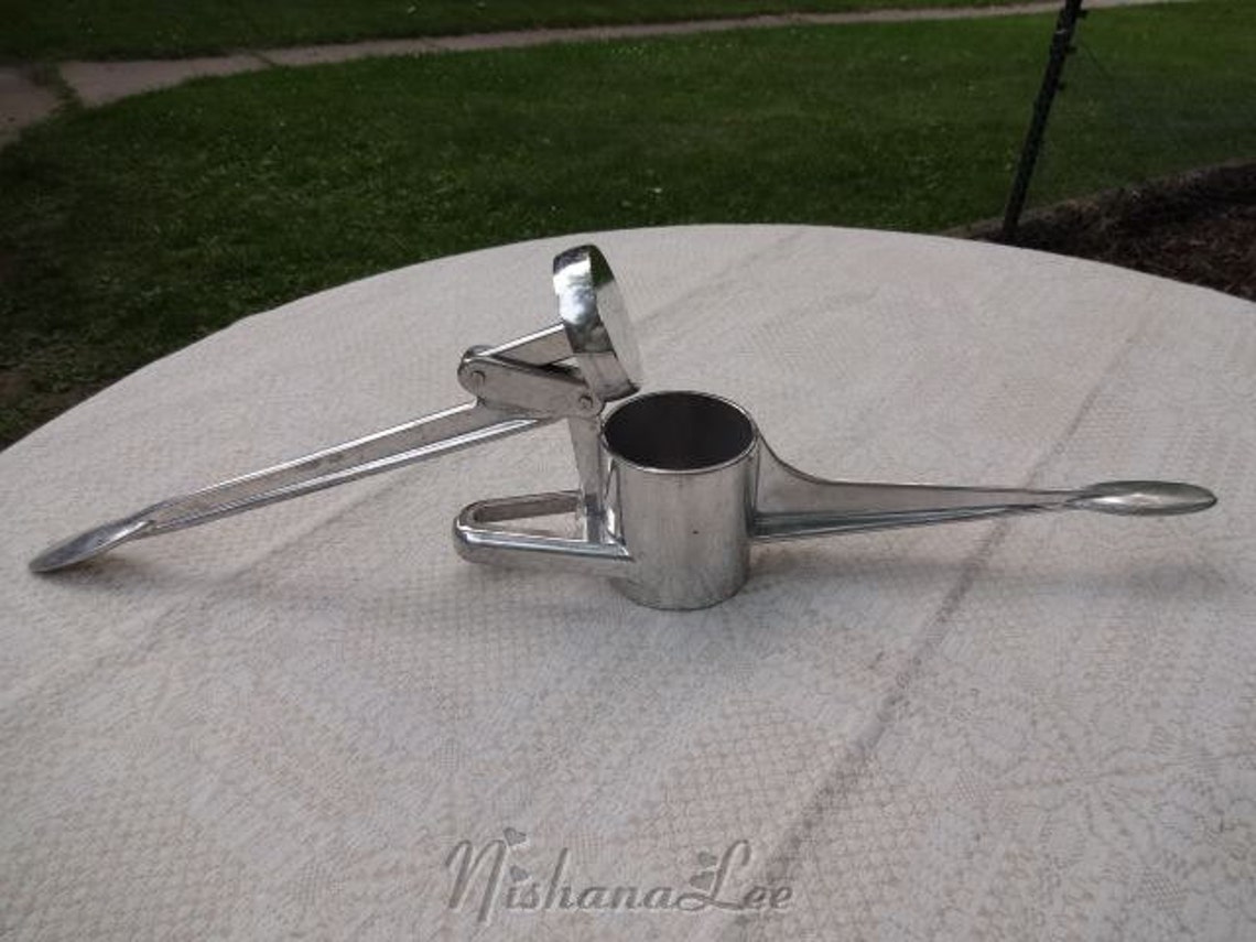 Vintage Aluminum Potato Ricer Spaetzle Press Noodle Maker Etsy
