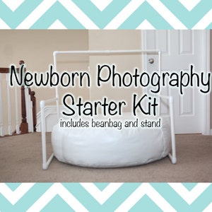 Kit básico de fotografía para recién nacidos: incluye soporte para telón de fondo y puf para bebés, ideal para fotógrafos en exteriores o montajes de estudio sencillos imagen 1