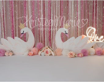 Fondo de cumpleaños de ballet de princesa cisne rosa - ideal para fotografía de cake smash - brillo rosa y dorado con flores