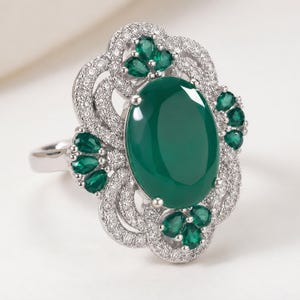 Anillo llamativo con gema verde, joyería de cóctel de filigrana vintage, banda ajustable grande de esmeralda para mujer.
