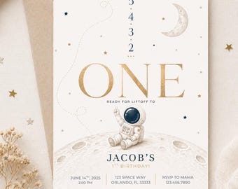 Puede incluir: Una invitación de cumpleaños con temática espacial con el texto "ONE" en dorado. Una ilustración de astronauta está sobre un gráfico de luna. La invitación incluye el texto "JACOB'S 1st BIRTHDAY!" y detalles del evento.