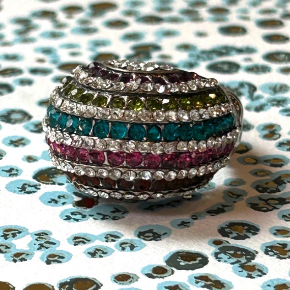 Multi colored ring stretchable dome with rhinesto… - image 10