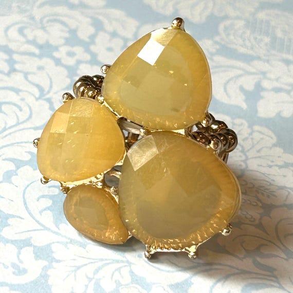 Yellow Stone Statement Ring - Gold tone Stretch B… - image 8