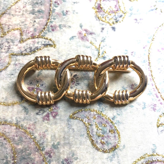 Chain link brooch pin gold vintage