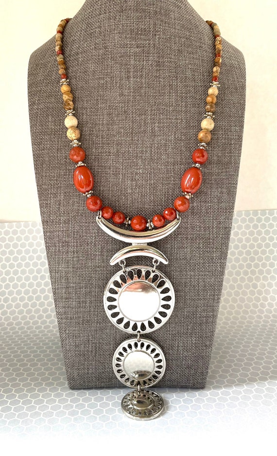 Unique pendant necklace beaded with triple silver 