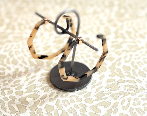 Large tortoise shell hoop earrings pierced - image 4