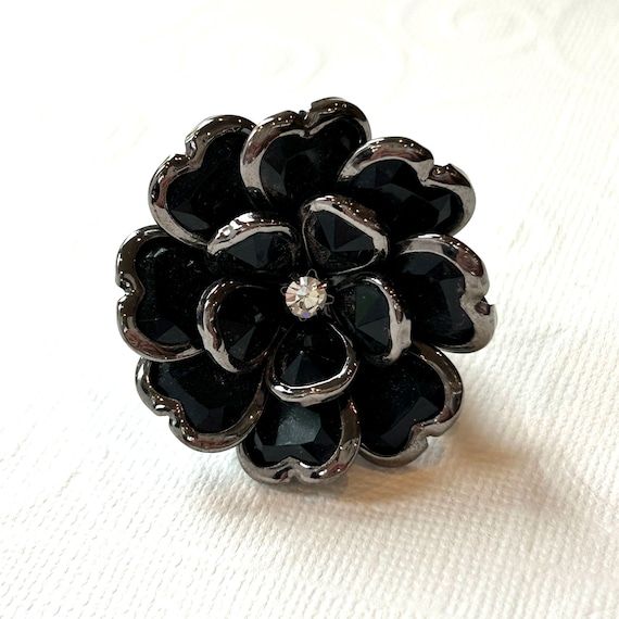 Black stretchable Ring glass cluster flower large… - image 5