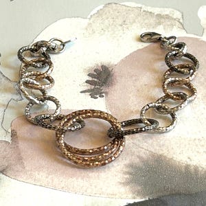 Chain bracelet multi color stamped AV 925 Sterling silver textured circular links