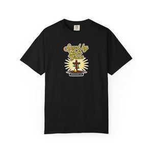 Camiseta cristiana "Salvados por la gracia" / Camiseta con versículo bíblico Efesios 2:8 / Camiseta "Fe en la cruz" / Ropa cristiana religiosa / Comfort Colors 1717 imagen 17
