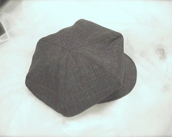 Vintage CHARCOAL grey with hint of brown tint newsboy hat, beret for boys, Great Gatsby hat