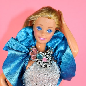 Jewel secrets barbie commercial hot sale