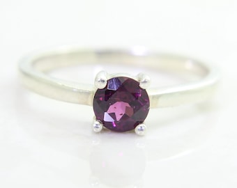 Rhodolite Garnet Solitaire Ring – 925 Sterling Silver Size US 5.75 / UK L – January Birthstone