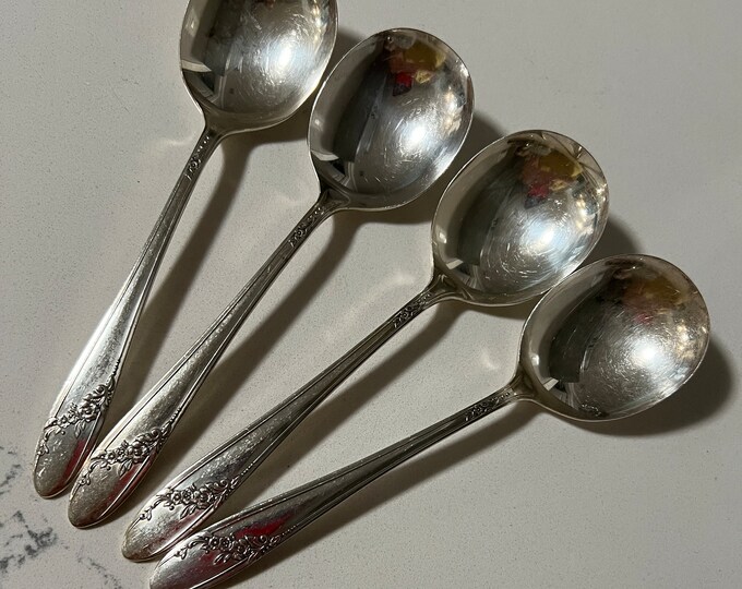4 Large Silverplate Gumbo/soup Spoons, Queen Bess Ll Circa 1946 Etsy